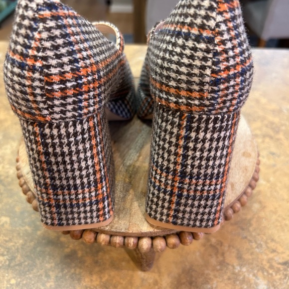Charles David Vivianna Houndstooth Platform Mary Janes - Picture 6 of 10